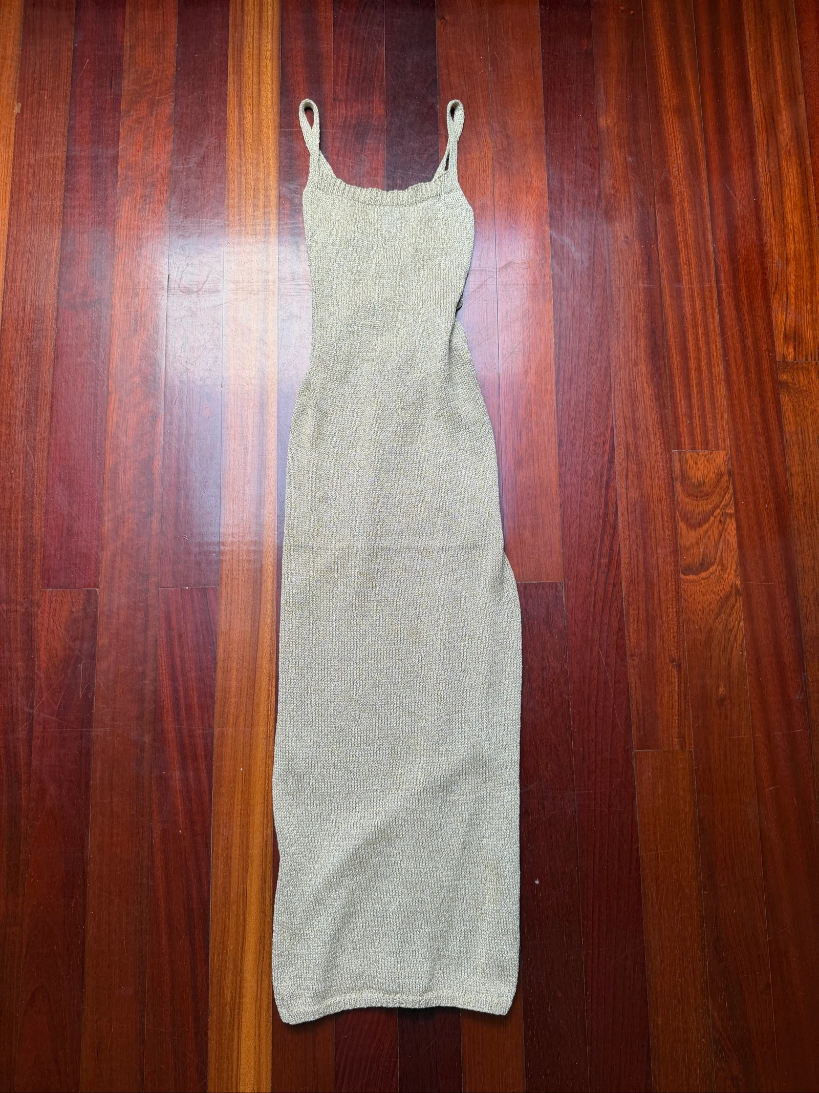 Vestido dorado largo
